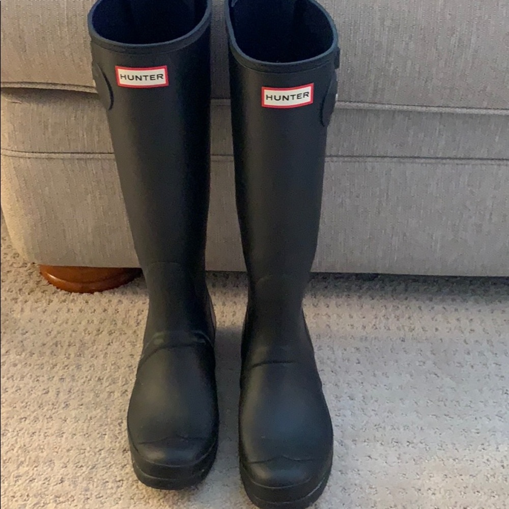 Rare antique finish zipper back HUNTER boots